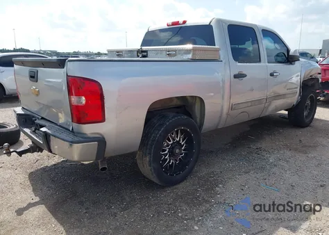 2011 Chevrolet Silverado C1500 Lt from USA, damaged, VIN 3GCPCSEA3BG151710